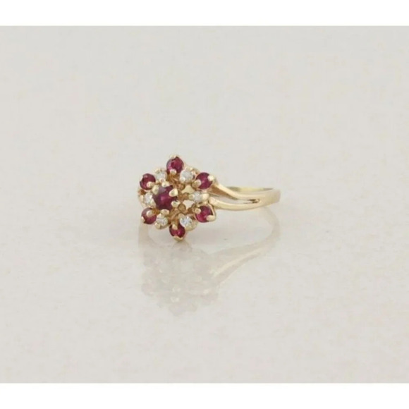 10k Yellow Gold Natural Ruby & Diamond Flower Ring Size 5 3/4 - Picture 6 of 8